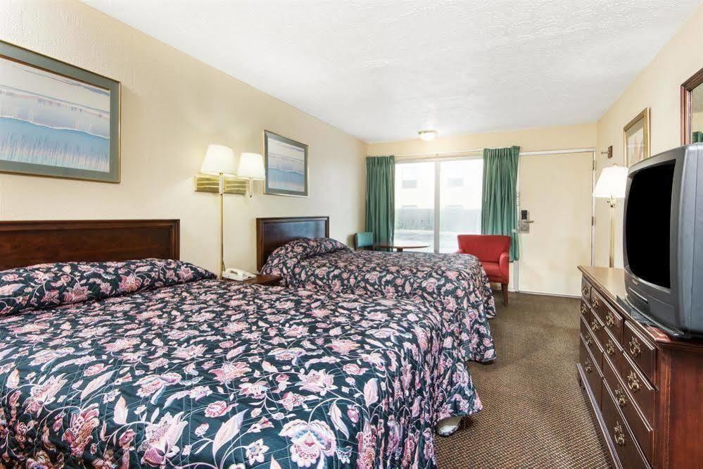 6-columbus, Oh Hotel 2*