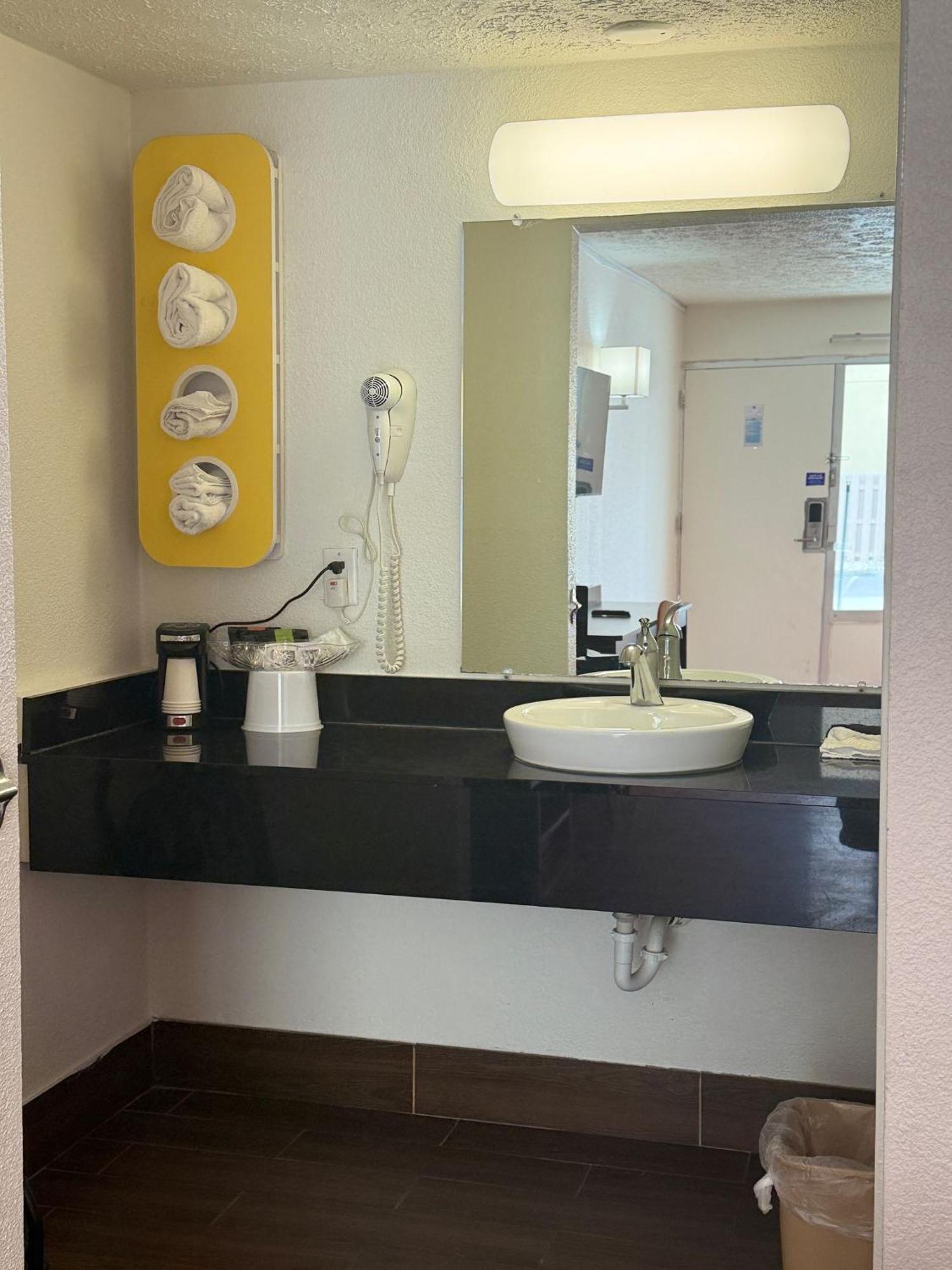 6-columbus, Oh Hotel 2*