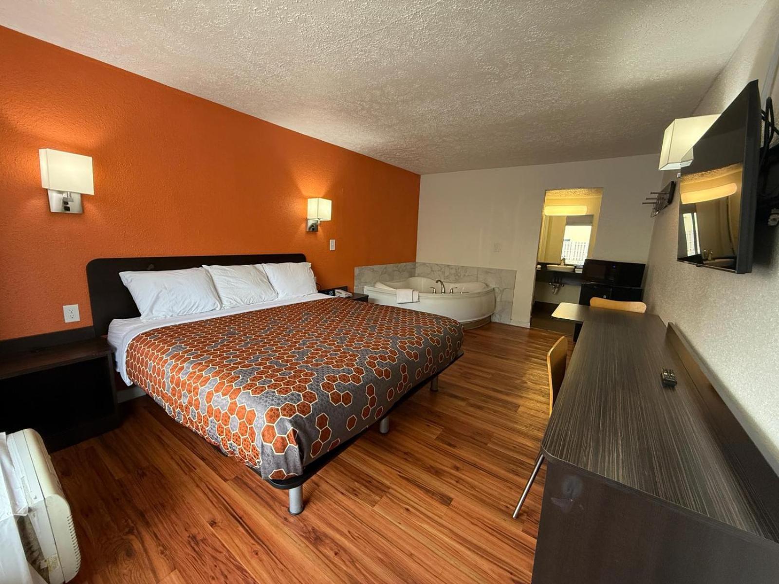 6-columbus, Oh 2* Columbus