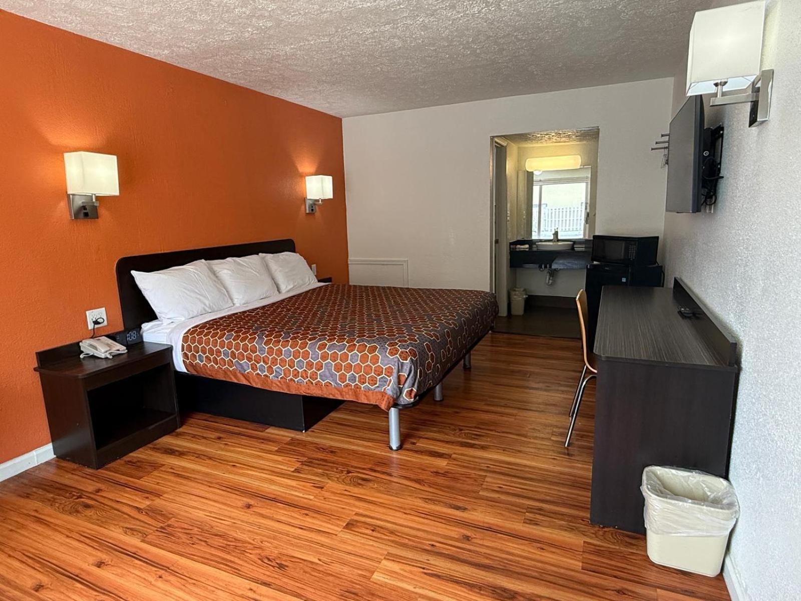 6-columbus, Oh 2* Columbus