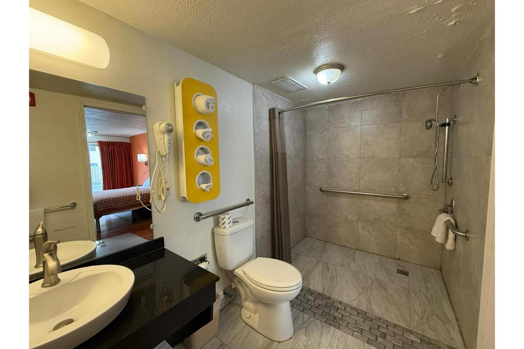 6-columbus, Oh 2*