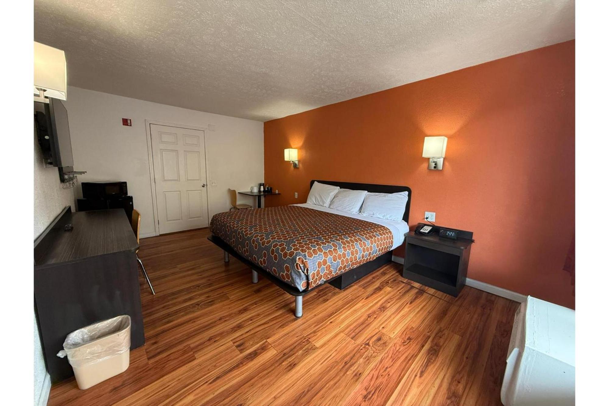 6-columbus, Oh 2* Columbus
