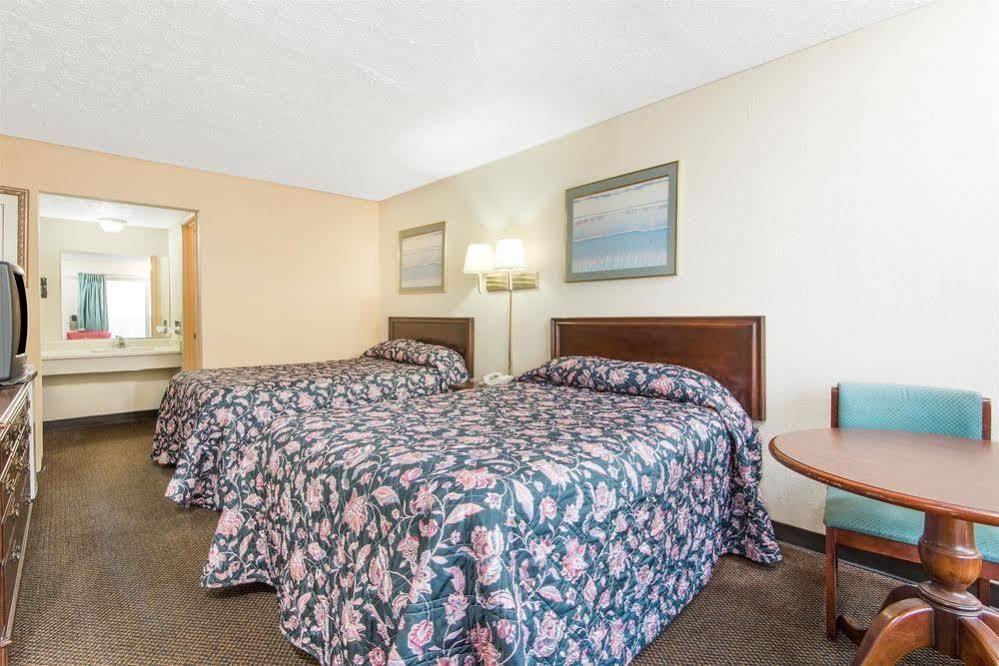 6-columbus, Oh Hotel