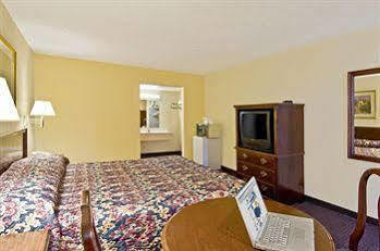 6-columbus, Oh Hotel 2*